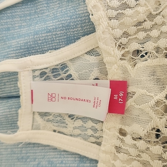 Lace Tank Top - Picture 2 of 3